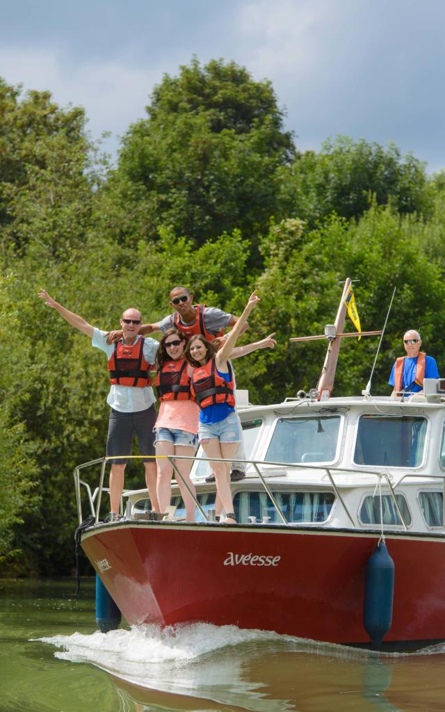 Vedette Fluviale < Les berges de l'Aisne < Les Voiles Soissonnaises < Soissons