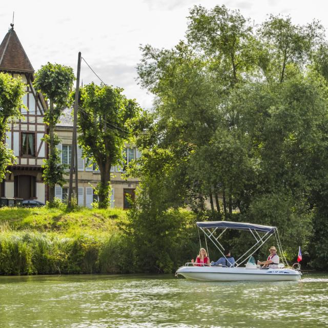 de oevers van de Aisne < Les voiles soissonnaises < Soissons