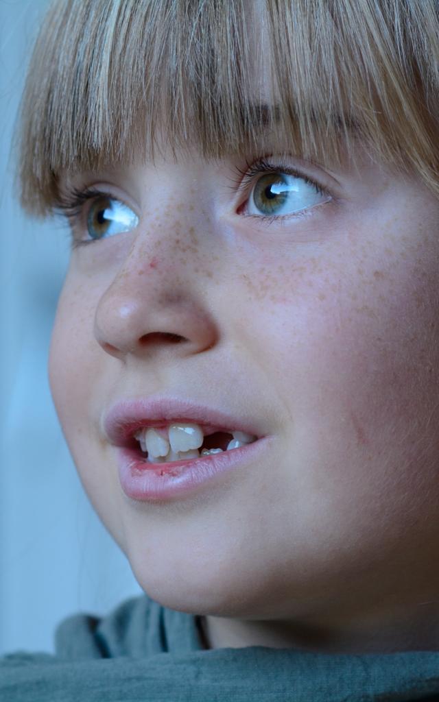 Regard Enfant < Musée Saint-Léger < Soissons