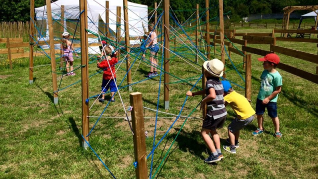 Elastische uitdaging < Parc de Coupaville < Soissons